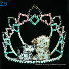 Tiara linda coloreada del Rhinestone para los cabritos, tiara del perro para los cabritos, corona del muchacho